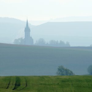 00 silueta kostola sv. Ladislava v Spišskom Štvrtku